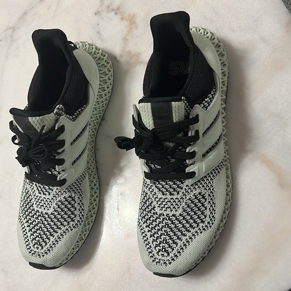 Worn two times adidas ultraboost 4d tea time - Picture 3 of 7